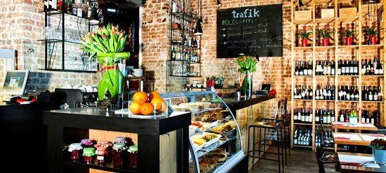 TRAFIK Jedzenie i Przyjaciele